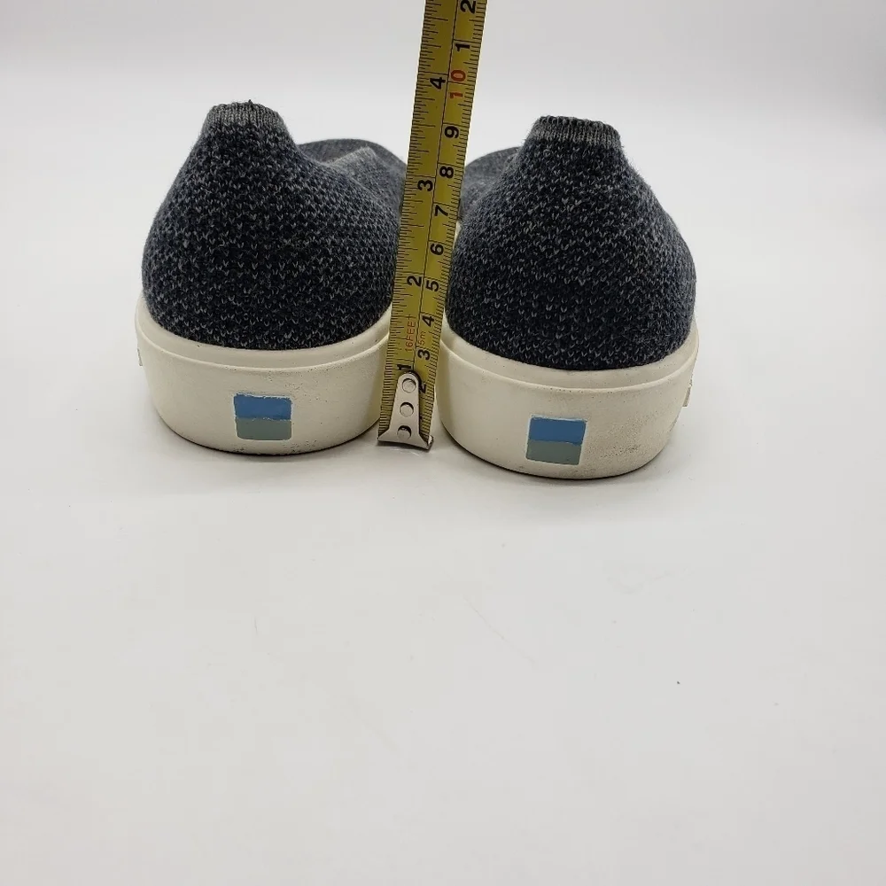 Blueview unisex slip on sneakers black grey Men US 9.5 Women US 11 Pacific style